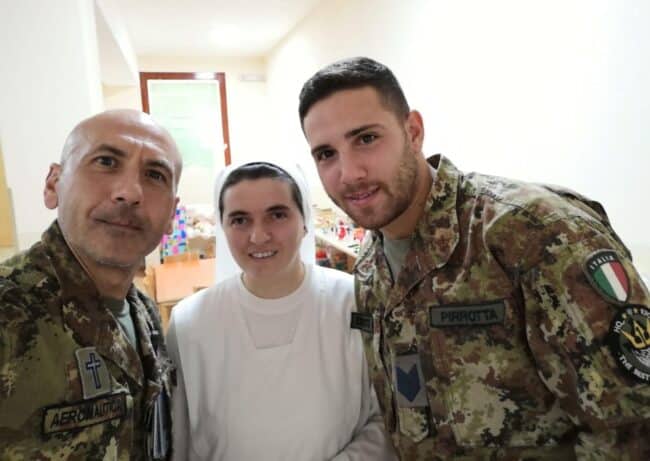 Da Sigonella al Kosovo, carico di medicinali e materiale sanitario per aiutare anziani e malati mentali – FOTO