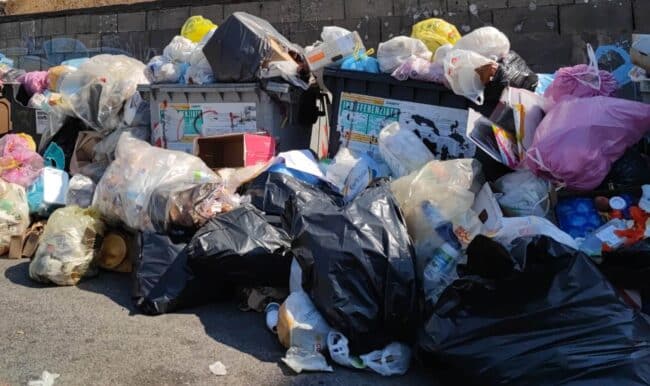 Aumentano le strade discarica nel IV Municipio di Catania