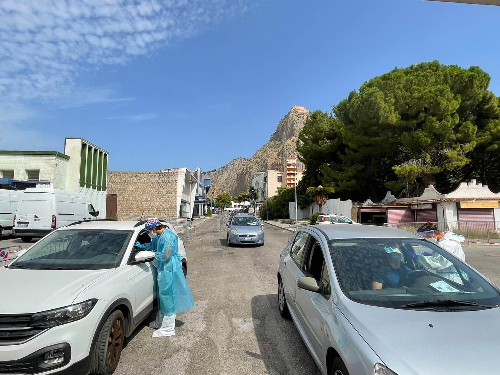 Tamponi drive-in, la Fiera del Mediterraneo di Palermo allunga l’orario