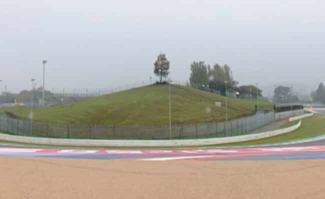 Il ricordo di Marco Simoncelli a 10 anni dalla sua scomparsa: una presenza costante nel paddock