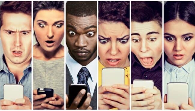 Doomscrolling, l’ossessione per le notizie negative: tutti “cadiamo nella trappola”, ecco come uscirne
