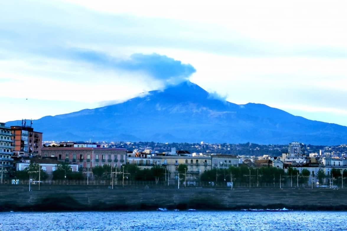 Etna, la scoperta dello studio Ingv: individuate zone superficiali di accumulo del magma