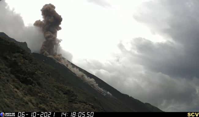 Esplosione a Stromboli, dopo la paura notte tranquilla per gli isolani. Il sindaco: “Situazione monitorata”