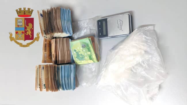 Marsala, nascondeva la cocaina nella sua auto: in manette 35enne