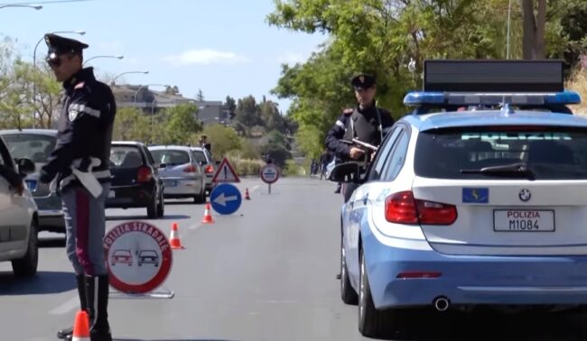 Controlli speciali sulla A19, automobilisti senza cintura e col telefono in mano: denunce e ritiri