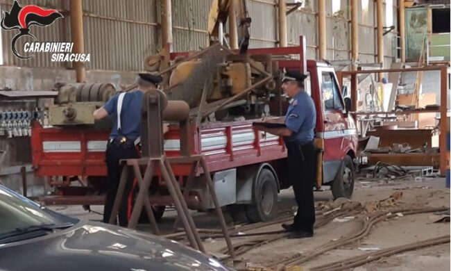 Furto alla Zona Industriale, padre e figlio sorpresi a trafugare 300 Kg di cavi di rame