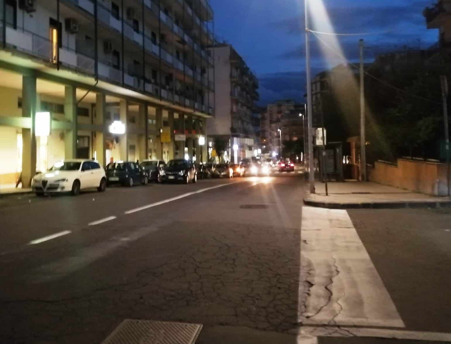 Catania, nuova segnaletica orizzontale in via Torino. Paolo Ferrara: “Ora traffico alleggerito”