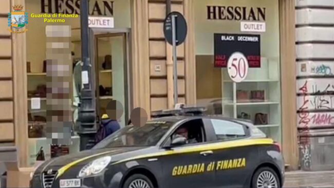 Fallimento Hessian, bancarotta fraudolenta e autoriciclaggio: 3 arresti, 4 società e 6 negozi sequestrati