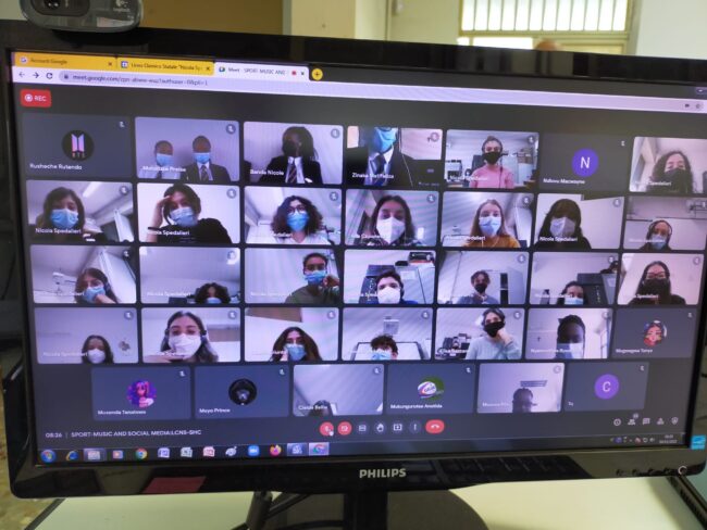 “A DAY IN THE LIFE” al Liceo Classico “N. Spedalieri” – IL VIDEO