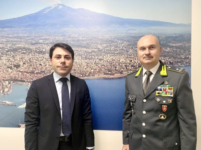 Catania, il comandante della Guardia di Finanzia in visita alla sede della Confesercenti