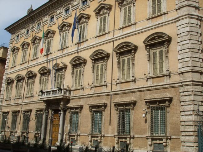 “Gender pay gap”: in Italia la parità salariale tra uomini e donne è legge
