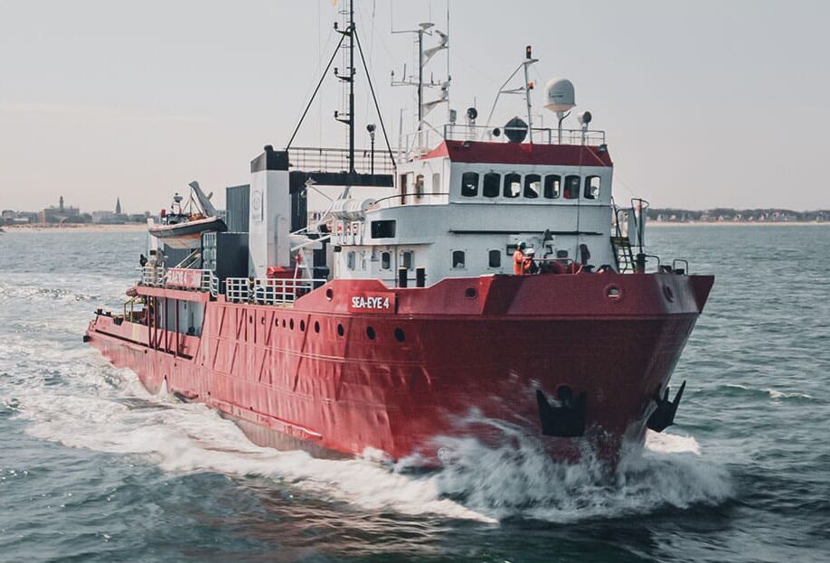 Immigrazione: sbarcheranno a Pozzallo domani mattina i 214 passeggeri della nave “Sea Eye 4 “