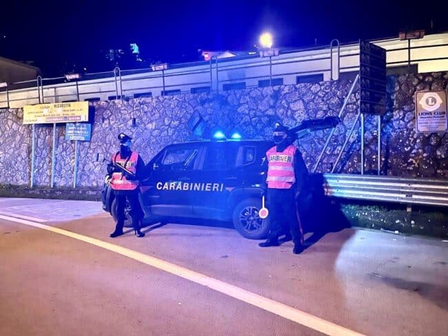 Controlli nel Messinese, sanzioni per Codice della Strada e Green Pass: nel mirino 3 ristoranti