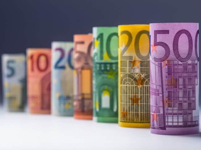 Pagamenti in contanti, da gennaio cambia tutto: multe salatissime per i trasgressori, ecco le novità