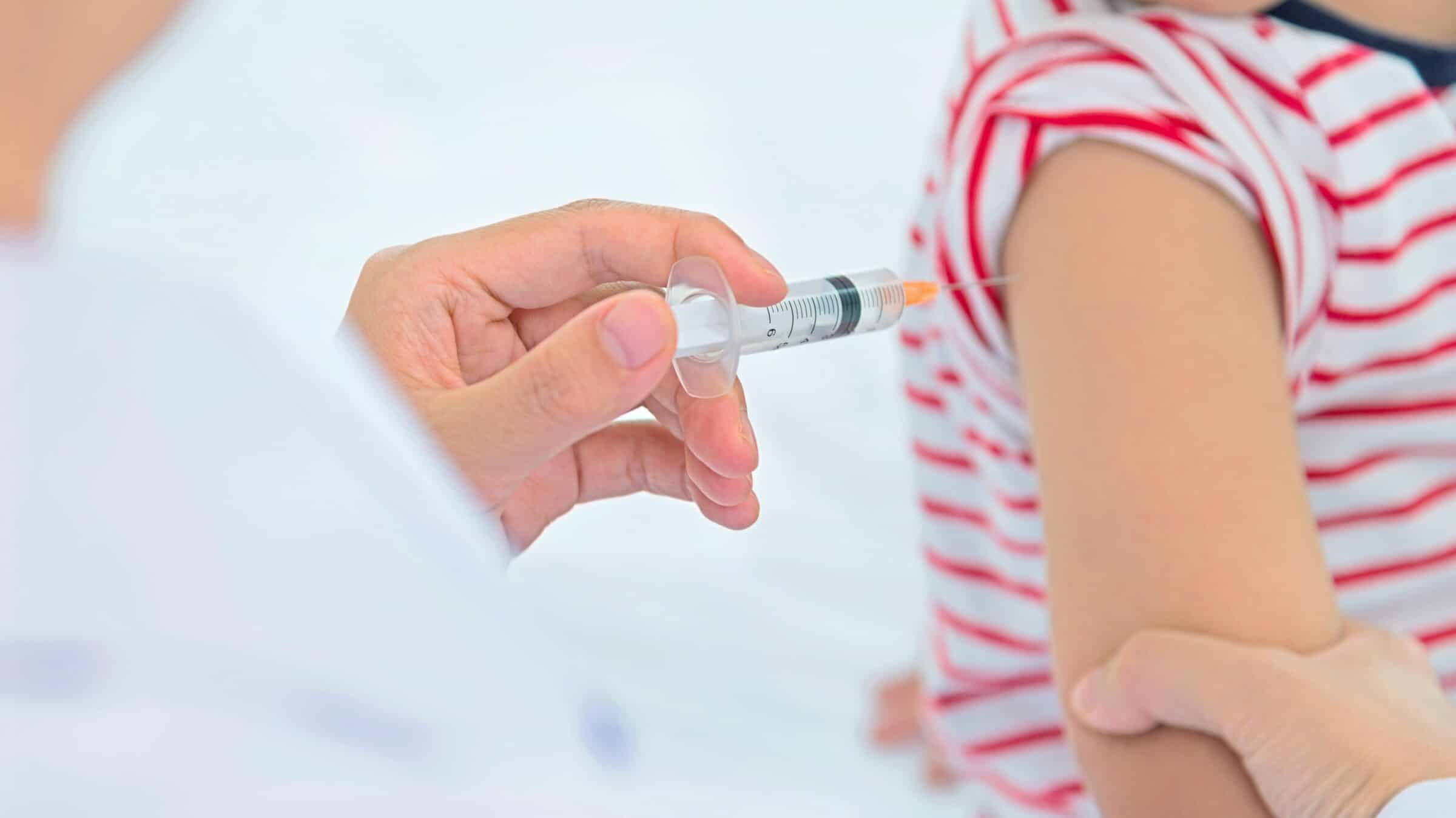 Vaccini in Sicilia, nel weekend “porte aperte” per la fascia 5-18 anni e per over 50