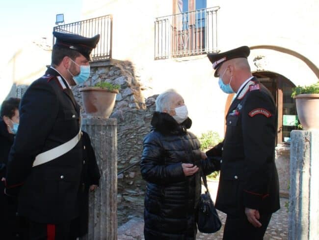 Anziani “protetti” dai carabinieri, stop alla paura: avviata campagna di sensibilizzazione contro le truffe