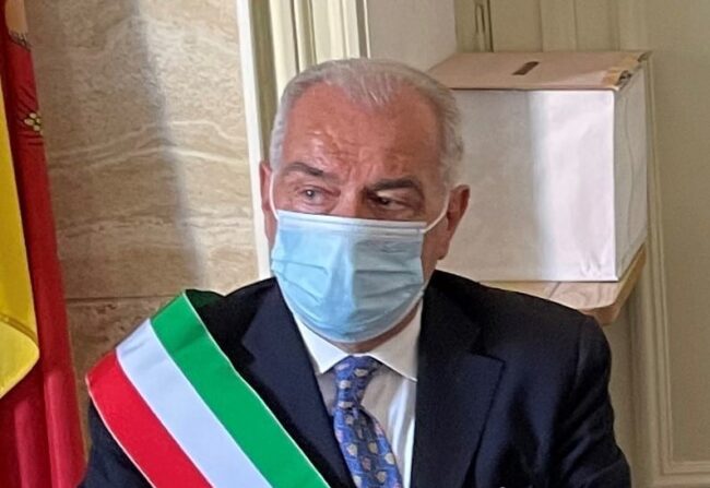 Lutto cittadino a Licata, la comunità si unisce al dolore per le vittime di Ravanusa