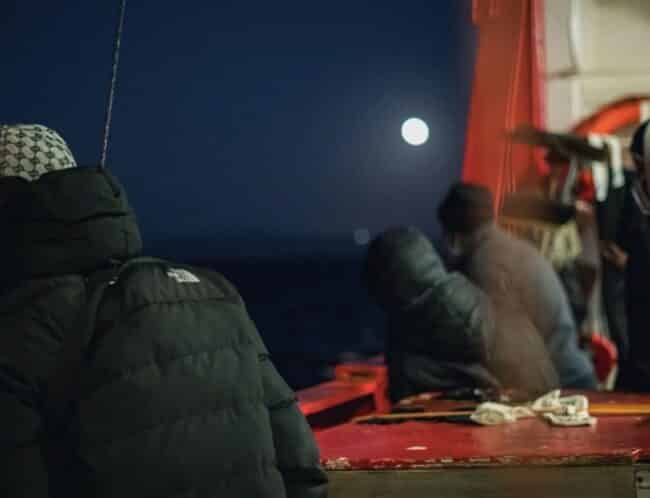 Natale di speranza per i migranti di Sea Eye 4, oggi lo sbarco a Pozzallo
