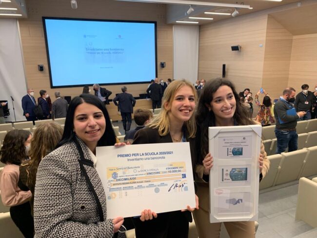 Il “Regina Elena” di Acireale vince il premio della Banca d’Italia “Inventiamo una banconota 2020-2021” – VIDEO e FOTO