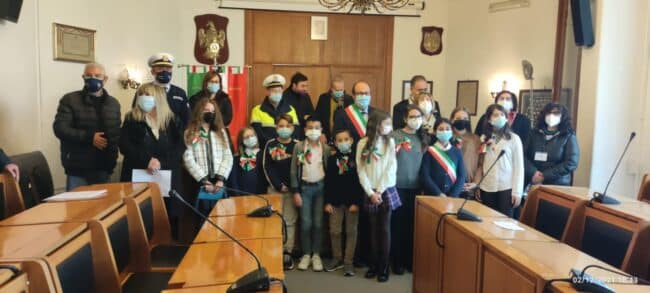 L’I.C. “Fava” di Mascalucia proclama la nascita del CCdR e l’elezione del suo babysindaco – FOTO