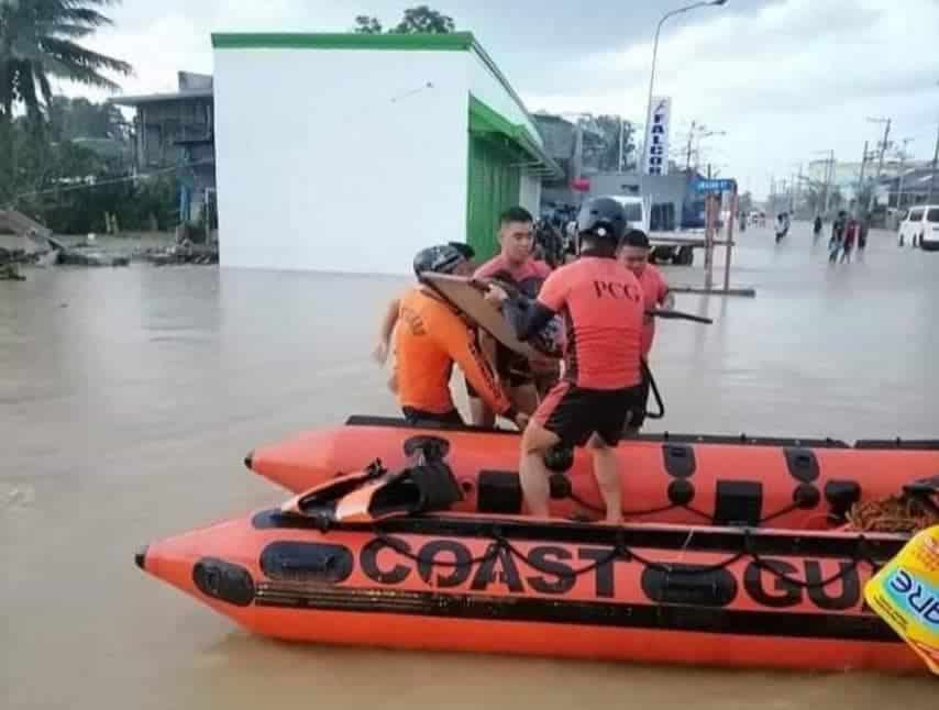 Un tifone mette in ginocchio le Filippine: almeno 112 morti e territorio devastato