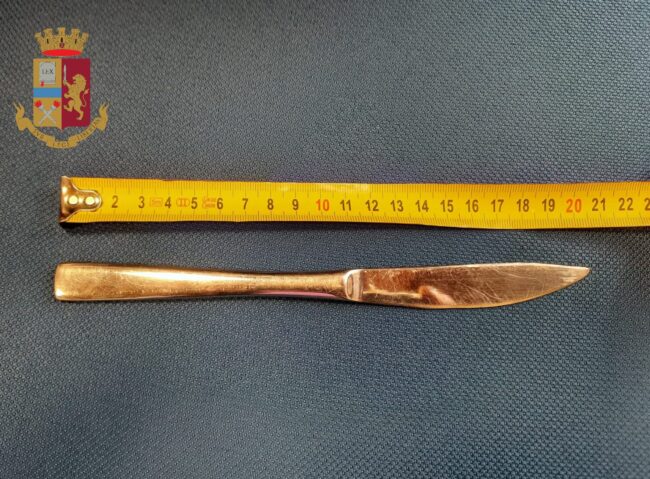 Tenta rapina alla banca Credem, arrestato dalla Polizia di Stato il rapinatore