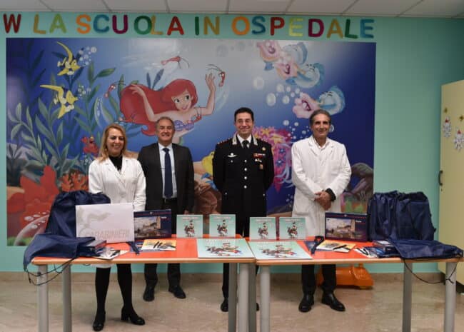 La solidarietà dei Carabinieri: auguri e doni ai piccoli degenti del Garibaldi Nesima