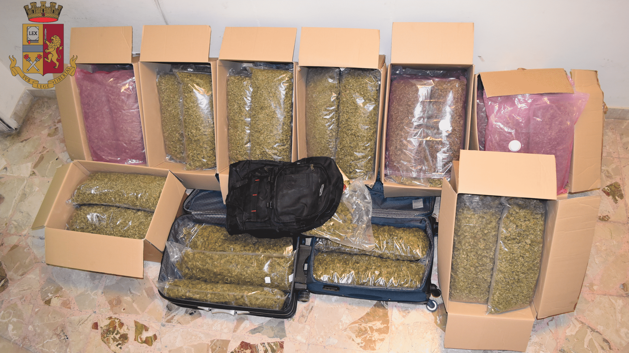 Arrestato Messinese 46enne con quasi 70 Kg di Marijuana