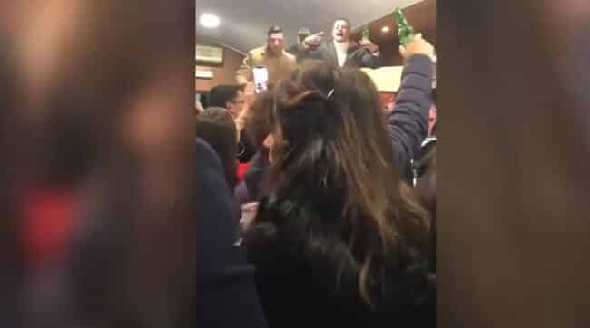 Una festa senza alcun tipo di precauzione anti-Covid: presente anche un carabiniere – VIDEO
