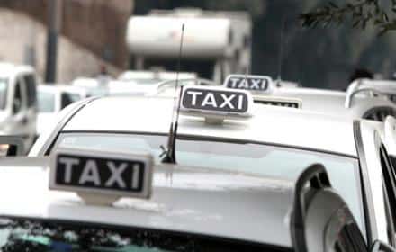 Sciopero nazionale dei taxisti, a Palermo adesione del 100%: garantite solo corse d’emergenza
