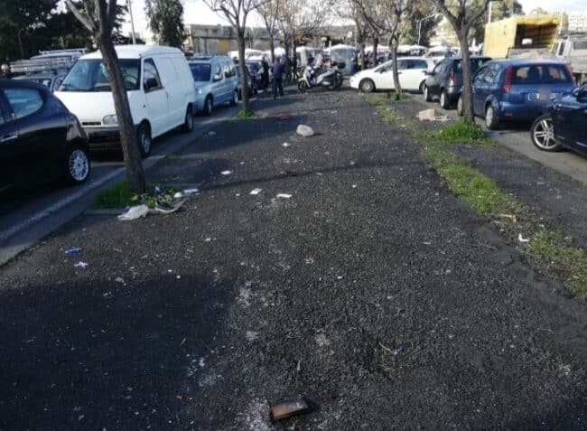 Catania, controlli e sanzioni nell’area del mercatino delle pulci di via Vespucci