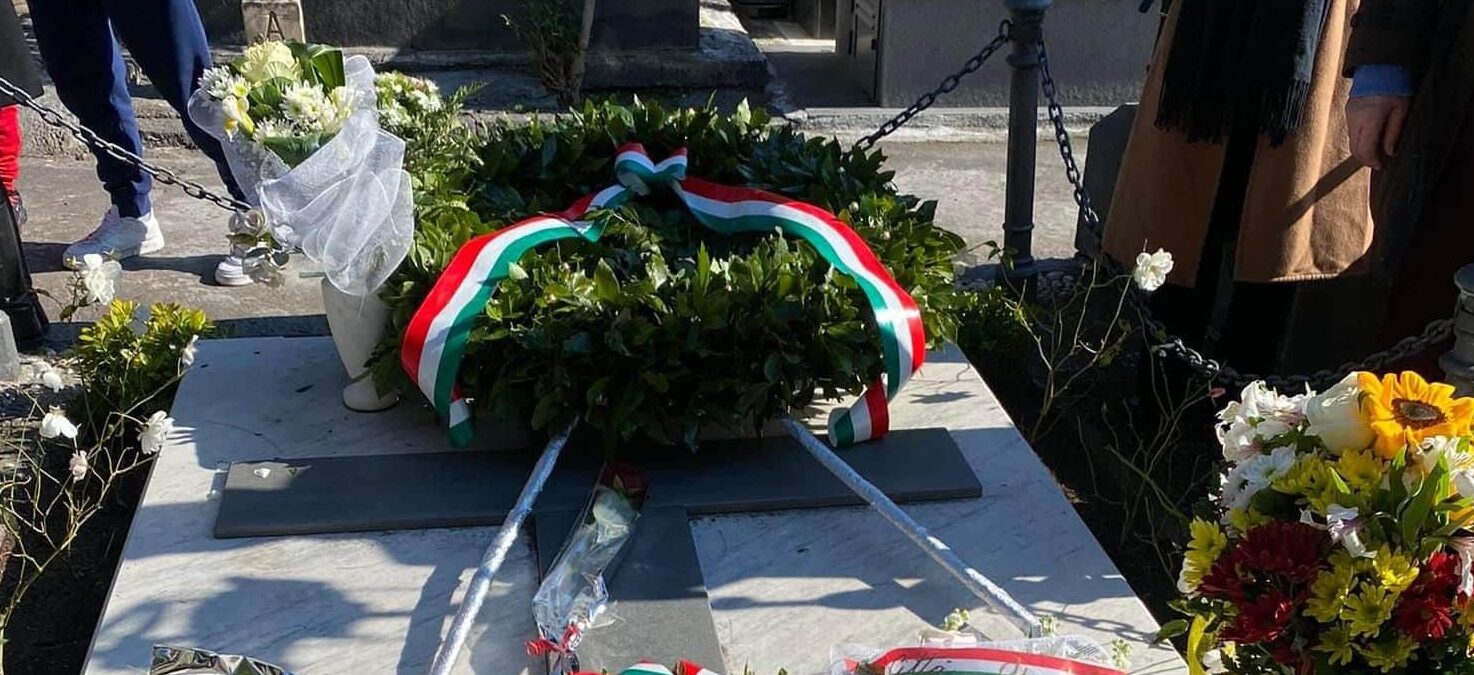 Centenario Verga, omaggio delle istituzioni al cimitero monumentale di Catania