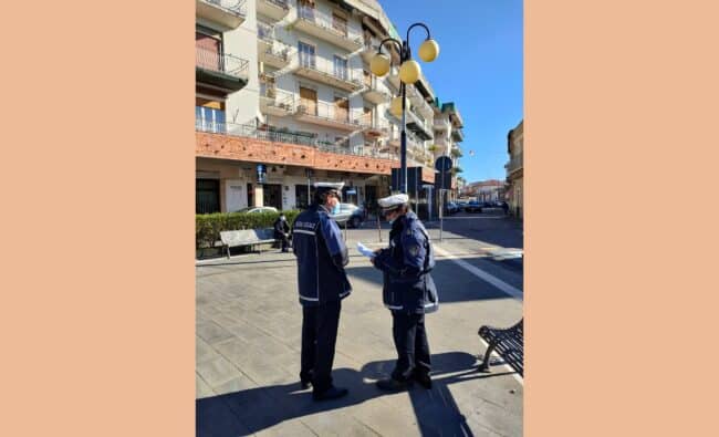 Serrata nel controllo del Green Pass nel Catanese: multe salate a chi è sprovvisto della certificazione verde