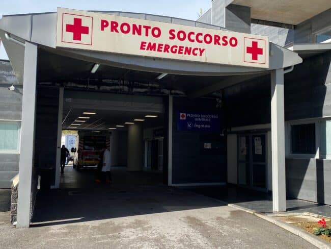 Pronto Soccorso Policlinico-San Marco: pazienti Covid assistiti con la stessa cura dei reparti