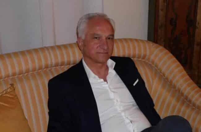 Il bar Messina perde il suo proprietario, lacrime e dolore per Lorenzo: “Ci accoglievi con il sorriso”