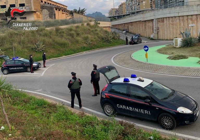 Controlli senza sosta a Brancaccio, multe a pioggia e 5 persone denunciate