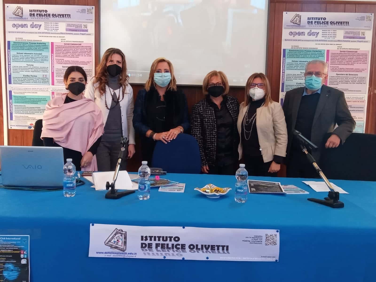 Violenza psicologica di genere, incontro al “De Felice-Olivetti” di Catania – FOTO e VIDEO