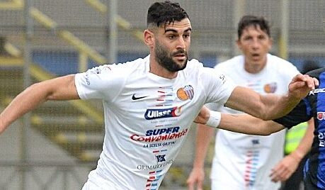 Calcio Catania, Luca Calapai approda al Crotone: l’addio agli etnei dopo 4 anni in serie C