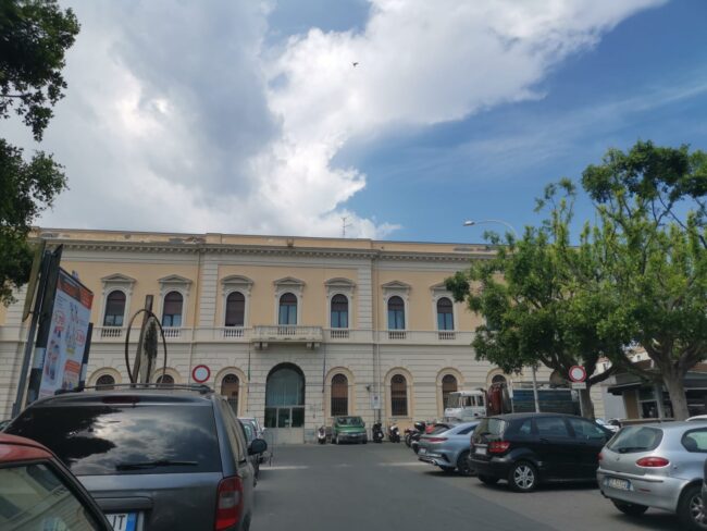 Pedara, maltrattamenti in famiglia per oltre due anni: in carcere 26enne