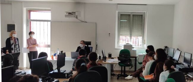 “Liberi di scegliere”: la Scuola Media “Maiorana” incontra il dott. Di Bella, presidente del Tribunale per i Minori di Catania