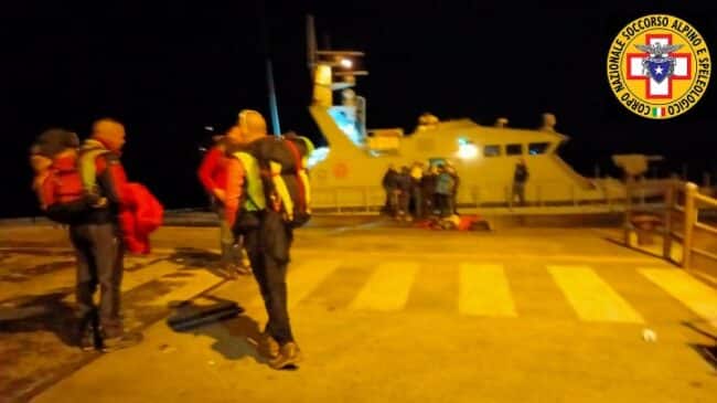 Stromboli, disperso un uomo: ricerche in corso, si batte ogni zona dell’Isola per ritrovarlo
