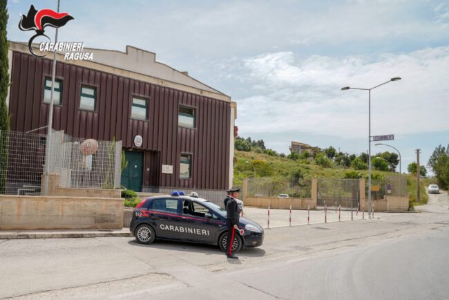 Estorsione nel Ragusano, arrestato 55enne che pretendeva 500 euro dal titolare di un negozio