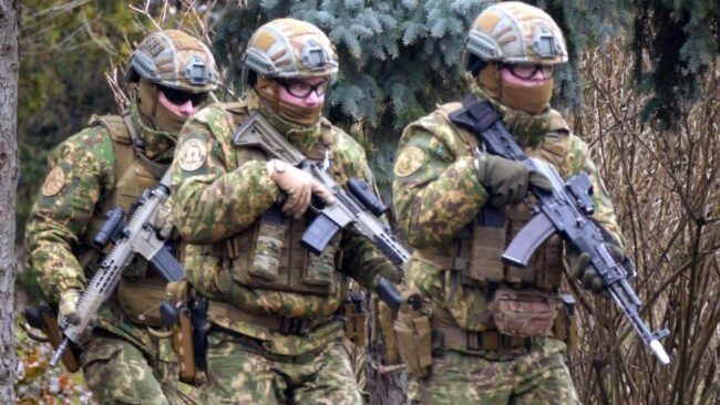 Zelensky accusa Putin di attacco ai civili: la dura notte di Kharkiv invasa dai russi