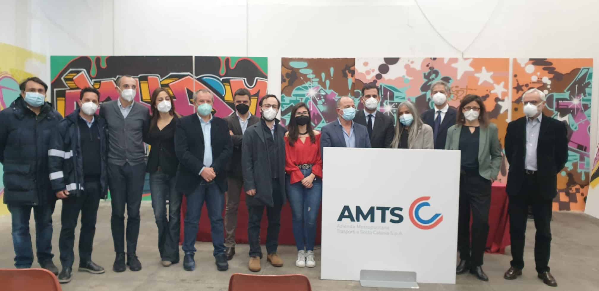 Catania, nuovo logo AMTS con premiazione per due giovani studenti universitari