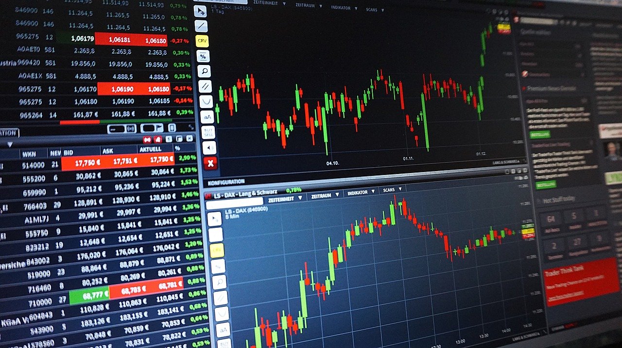 Trading app: imparare a giocare in borsa passa per le simulazioni