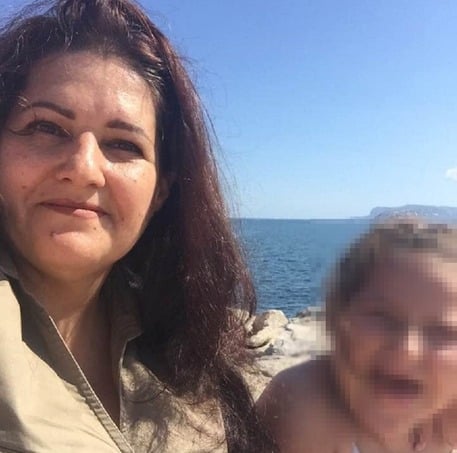 Mamma in fuga da Kiev con la figlia disabile, il sindaco Orlando risponde all’appello: “Farò di tutto”