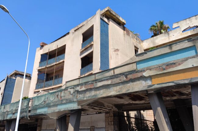 Palazzine via Bernini a Catania, l’appello del consigliere Cardello: “Fermate questo degrado”