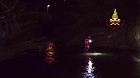 Si ubriaca e cade nel fiume a Palermo: tragedia evitata dai vigili del fuoco