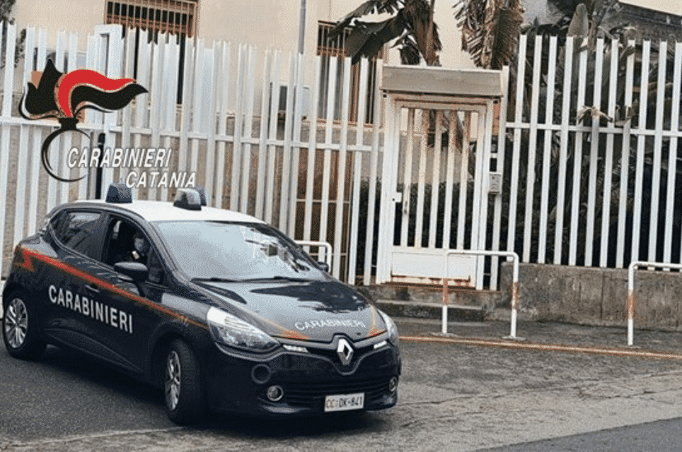 Ruba auto nel Catanese ma viene fregato dal GPS antifurto: in manette 62enne