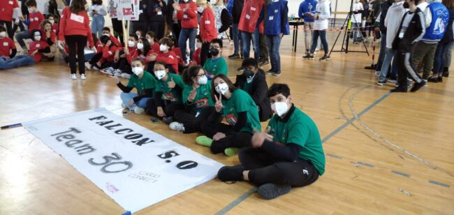 San Giovanni La Punta, l’I.C. “Giovanni Falcone” si aggiudica la vittoria con la squadra di robotica “Falcon 5.0” – FOTO e VIDEO